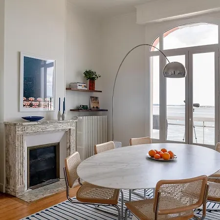 Appartement Vue Plein Centre *