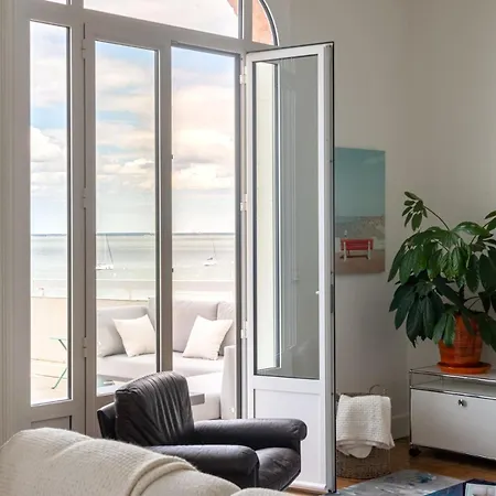 Design Et Vue A Apartment Arcachon