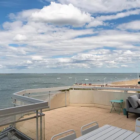 Appartement Vue Plein Centre *